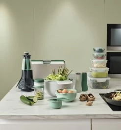 Elevate Carroussel Keukenhulp Set, 6-delig, Groen - Joseph Joseph | Editions Sage -Keukenbarbecue 1117x1200