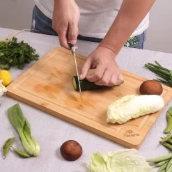 Snijplank Van Bamboe Met Sapgeul - Cutting Board - Hakblok - Groot Formaat - Luxe Design - Hout - 37x25x2cm 11 Snijplank Van Bamboe Met Sapgeul - Cutting Board - Hakblok - Groot Formaat - Luxe Design - Hout - 37x25x2cm -Keukenbarbecue 1199x1200 4