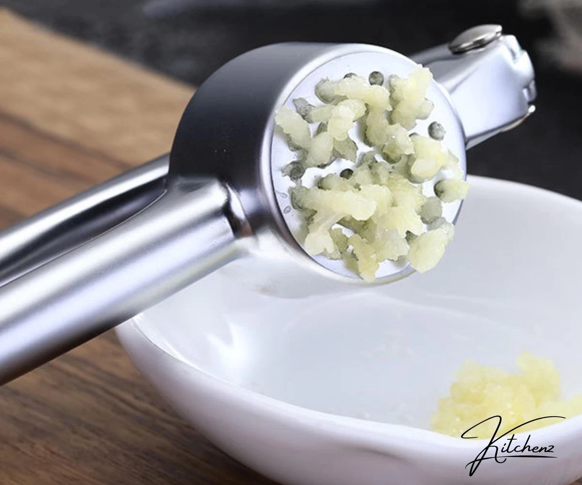 Knoflookpers - Luxe Knoflookpers - Stevige Knoflookpers - Knoflookpers RVS - Roestvrijstaal 11 Knoflookpers - Luxe Knoflookpers - Stevige Knoflookpers - Knoflookpers RVS - Roestvrijstaal - Afbeelding 9