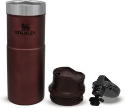 Stanley Trigger-Action Travel Mug 0.47L - Thermosfles - Wine 26 Stanley Trigger-Action Travel Mug 0.47L - Thermosfles - Wine -Keukenbarbecue 1200x1038