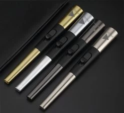 Oplaadbare Lange Elektrische Aansteker - Duurzame Plasma Aansteker – Luxe Aansteker - Inclusief Cadeauverpakking - BBQ – Kaarsen - Zwart -Keukenbarbecue 1200x1089