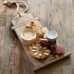 Riviera Maison Serveerplank Hout, Borrelplank, Vuurtoren - RM Lighthouse Chopping Board - Bruin - Mangohout, Aluminium 5 Riviera Maison Serveerplank Hout, Borrelplank, Vuurtoren - RM Lighthouse Chopping Board - Bruin - Mangohout, Aluminium -Keukenbarbecue 1200x1200 1383