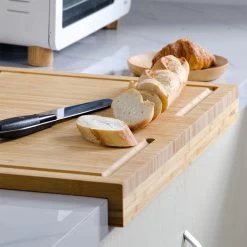 Zindoo Bamboe Snijplank Met Saprand - Werkblad - Aanrecht Snijplank - Bamboo Werkblad - Rand Voor Stabiliteit - Broodplank - FSC Bamboe - Duurzaam Hout - ZIN-BCB-01 -Keukenbarbecue 1200x1200 1399