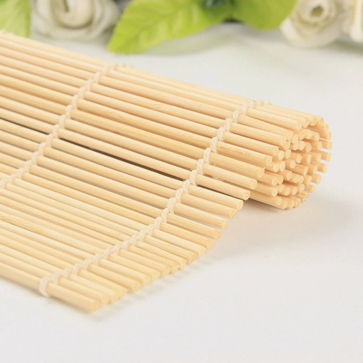 YUGN Sushi Set Sushi Bazooka En Sushi Matje Bamboe - Sushi Maker Sushi Kit - Sushimatje Sushi Mat - Cadeau Tip 6 YUGN Sushi Set Sushi Bazooka En Sushi Matje Bamboe - Sushi Maker Sushi Kit - Sushimatje Sushi Mat - Cadeau Tip - Afbeelding 4