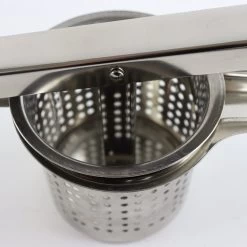 Orange85 Aardappelpers - Pureeknijper - RVS - Zilver - Keukengerei -Keukenbarbecue 1200x1200 1531