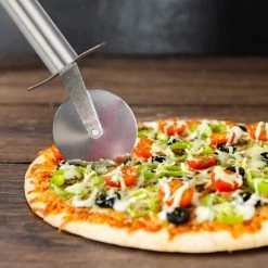 ProudProducts - Pizzasnijder - Ophangbaar - RVS -Keukenbarbecue 1200x1200 324