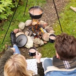 Esschert Design - Driepoot Met Ketting - Haardvuur Accessoires - Staal - Zwart 31 Esschert Design - Driepoot Met Ketting - Haardvuur Accessoires - Staal - Zwart -Keukenbarbecue 1200x1200 592