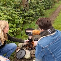 Esschert Design - Driepoot Met Ketting - Haardvuur Accessoires - Staal - Zwart 33 Esschert Design - Driepoot Met Ketting - Haardvuur Accessoires - Staal - Zwart -Keukenbarbecue 1200x1200 594