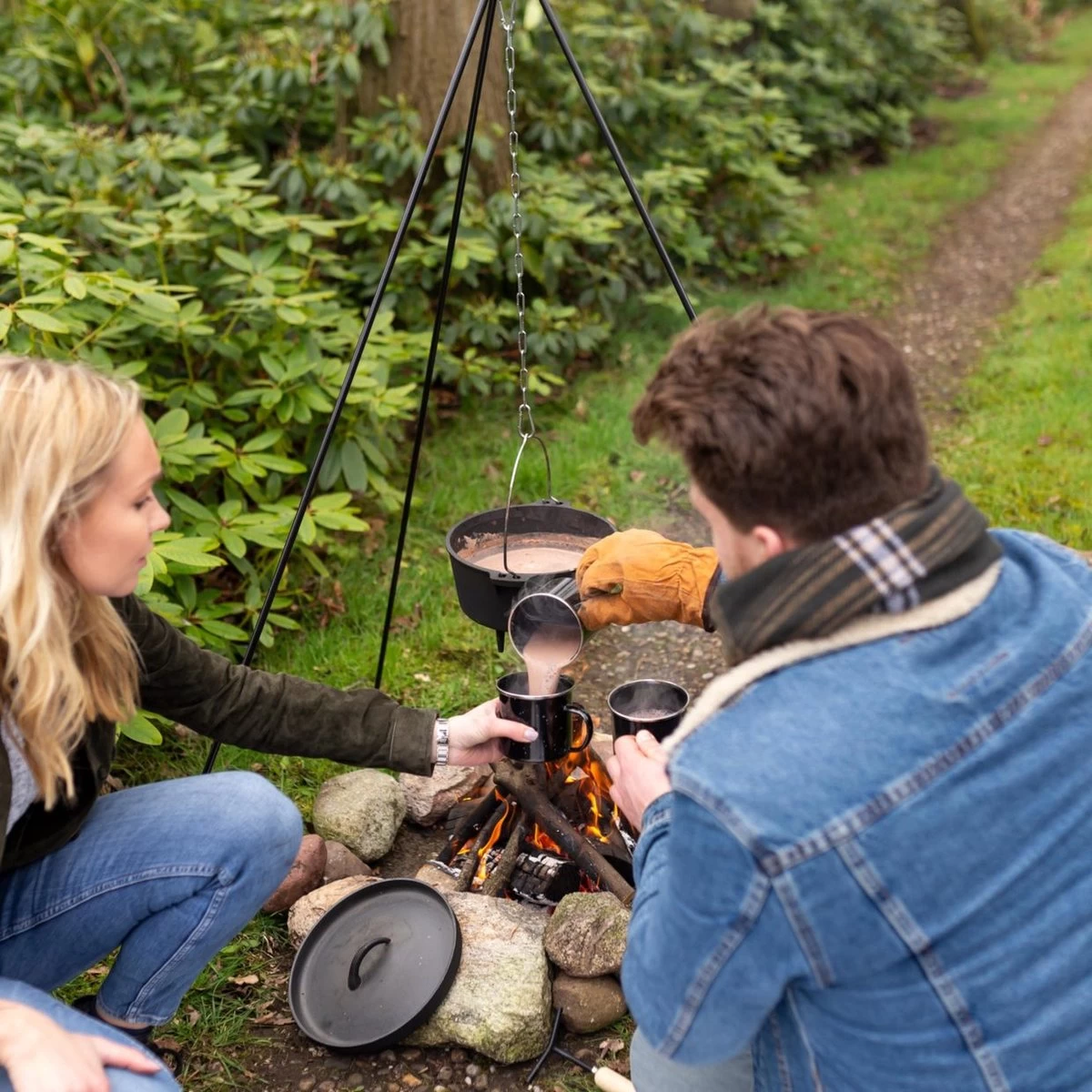 Esschert Design - Driepoot Met Ketting - Haardvuur Accessoires - Staal - Zwart 14 Esschert Design - Driepoot Met Ketting - Haardvuur Accessoires - Staal - Zwart - Afbeelding 12