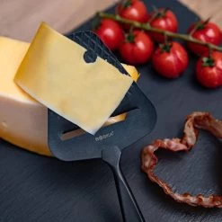 Boska Kaasschaaf Monaco+ Dark - Design Kaasschaaf - Kaasschaaf Voor Harde Kaas - Kaasschaaf Donker - RVS - Vaatwasserbestendige Kaasschaaf - Cadeautip - Keukengerei - Keuken Accessoires - 10 Jaar Garantie -Keukenbarbecue 1200x1200 930