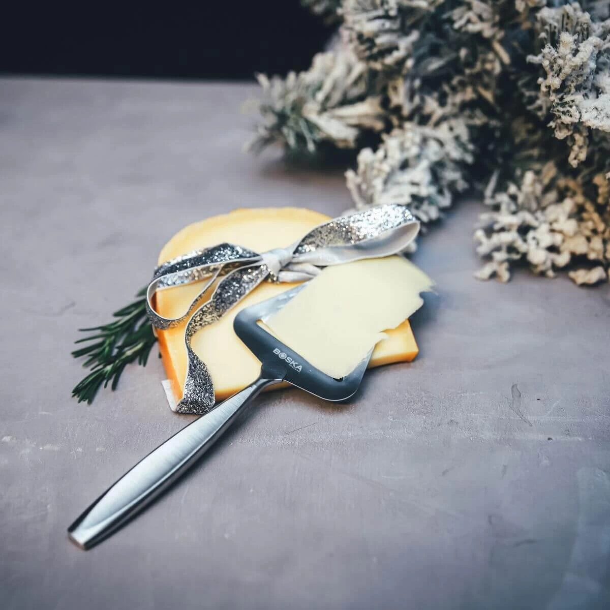 Boska Kaasschaaf Monaco+ - Design Kaasschaaf - Award Winnaar - Kaasschaaf Voor Harde Kaas - RVS - Vaatwasserbestendige Kaasschaaf - Cadeautip - Keukengerei - Keuken Accessoires - 10 Jaar Garantie 8 Boska Kaasschaaf Monaco+ - Design Kaasschaaf - Award Winnaar - Kaasschaaf Voor Harde Kaas - RVS - Vaatwasserbestendige Kaasschaaf - Cadeautip - Keukengerei - Keuken Accessoires - 10 Jaar Garantie - Afbeelding 6