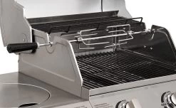 BBQNovation Elektrisch Draaispit Deluxe Met Extra Lang RVS Spit Geschikt Voor Meeste GAS BBQ's -Keukenbarbecue 1200x739 2