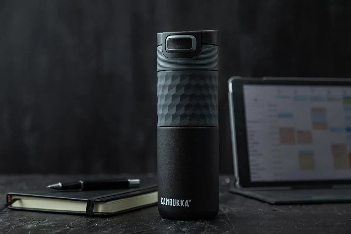 Kambukka Etna Grip Thermosbeker 500 Ml - Makkelijk Reinigen - Lekvrije Koffiebeker - Zwart 10 Kambukka Etna Grip Thermosbeker 500 Ml - Makkelijk Reinigen - Lekvrije Koffiebeker - Zwart - Afbeelding 8