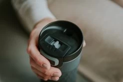 Kambukka Etna Grip Thermosbeker 500 Ml - Makkelijk Reinigen - Lekvrije Koffiebeker - Zwart 35 Kambukka Etna Grip Thermosbeker 500 Ml - Makkelijk Reinigen - Lekvrije Koffiebeker - Zwart -Keukenbarbecue 1200x800 4