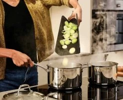 Opvouwbare Snijplank, Klein, Zwart - Joseph Joseph | Chop2Pot Plus -Keukenbarbecue 1200x973 2