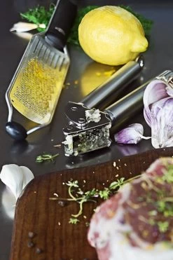 Rösle - Knoflookpers - Zilver 18 Rösle - Knoflookpers - Zilver -Keukenbarbecue 800x1200 32