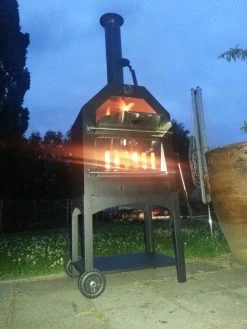 Merkloos MaxxGarden Pizza Oven - Smoker Barbecue Houtskool 45 X 65 X 158cm -Keukenbarbecue 900x1200 16