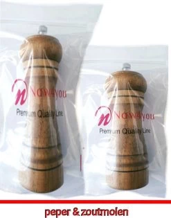 Peper En Zoutmolen Set Van Donker Eiken Hout -Keukenbarbecue 940x1200 1